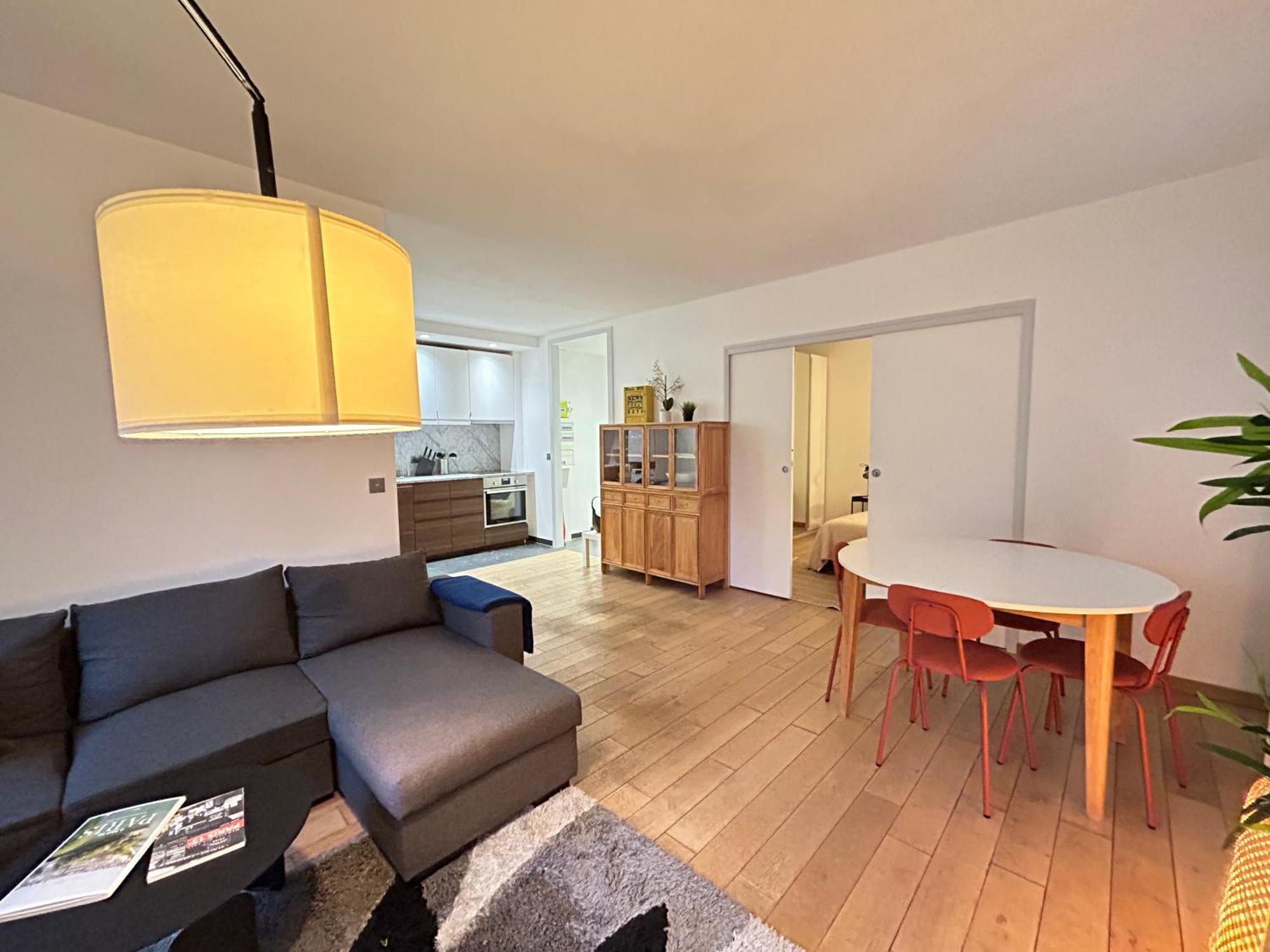 Big Apartment Eiffel Tower View Paris Ngoại thất bức ảnh